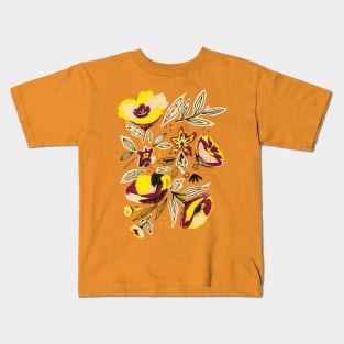 Romantic floral garden Kids T-Shirt